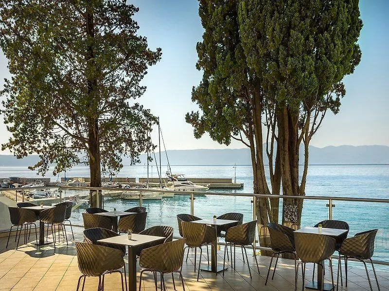 Veya Maradiso Hotel By Aminess Njivice 3*,
